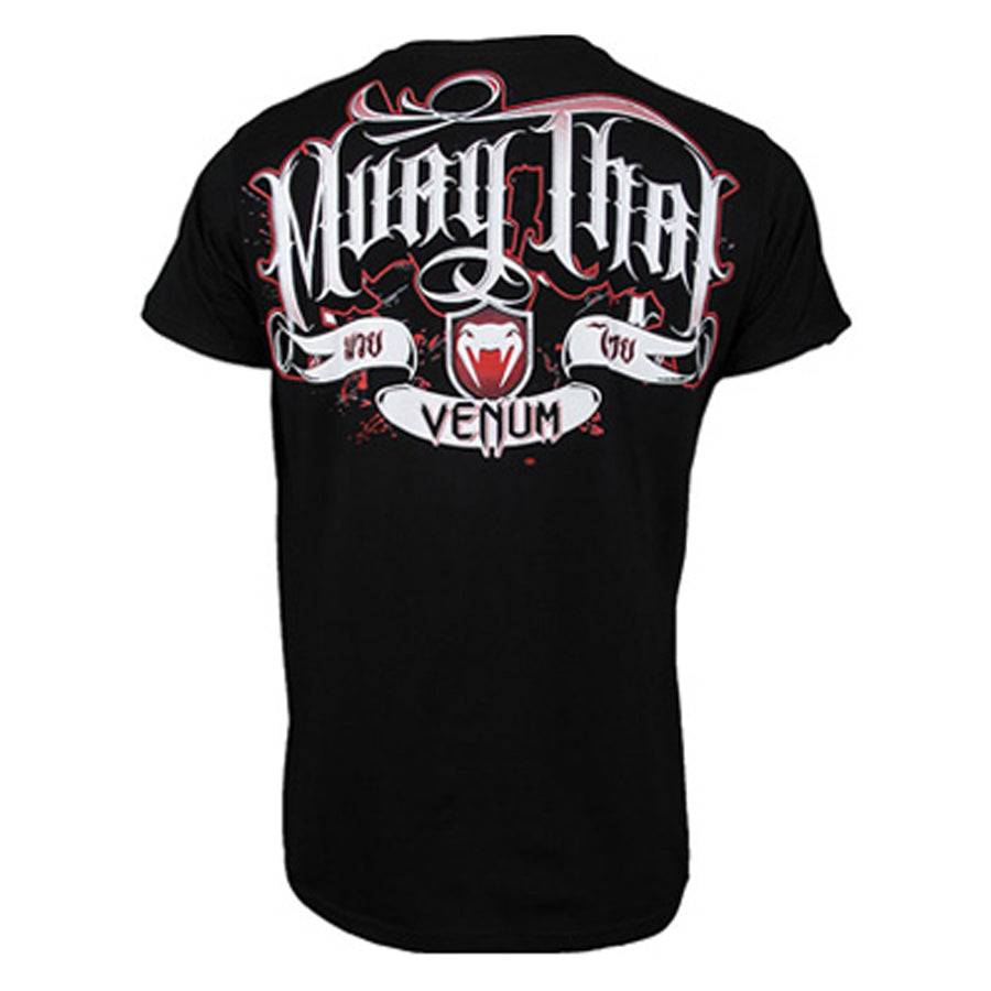 Venum muay thai klassinen t-paita kuvattuna. Upea design, pt-combat.fi kaupasta