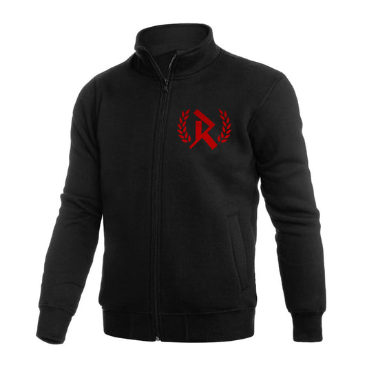  Rurik Fightgear korkeakauluksinen, vetoketjullinen takki. Brodeerattu logo rinnuksessa. Takki on valmistettu Euroopassa. Kuva edestä. PT-Combat - 100% suomalainen Rurik-asiantuntijasi!