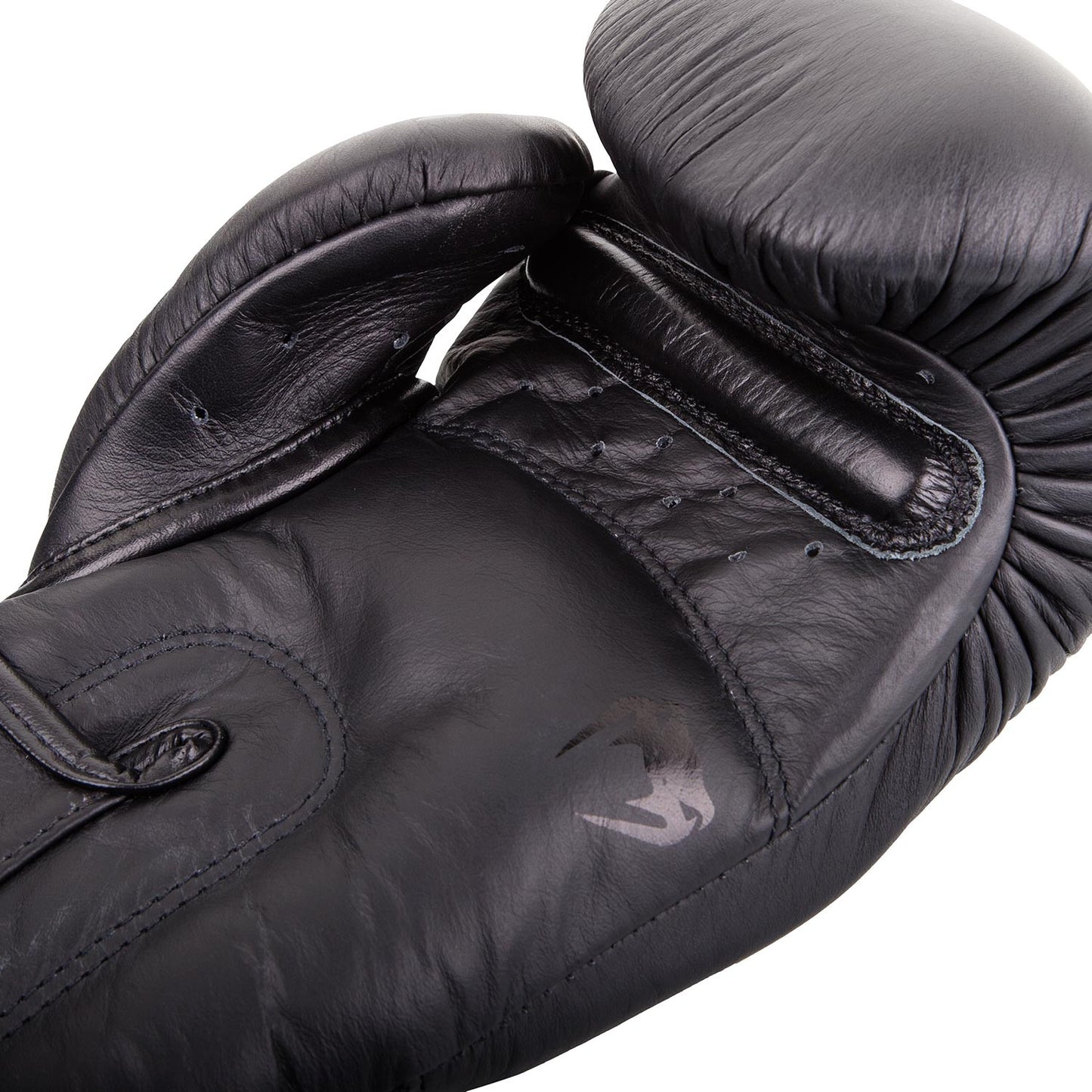 Venum Giant 3.0 Nyrkkeilyhanskat 16 oz