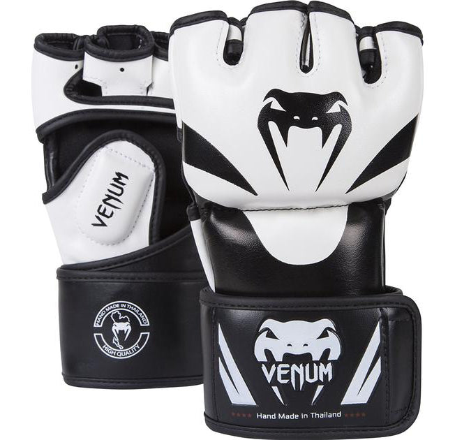Loistavat Venum MMA- hanskat  ovat hyvät sparrihanskat ja otteluhanskat. Materiaalina käytetty 100% korkealaatuista skintexnahkaa. Kuvassa mma hanska pari